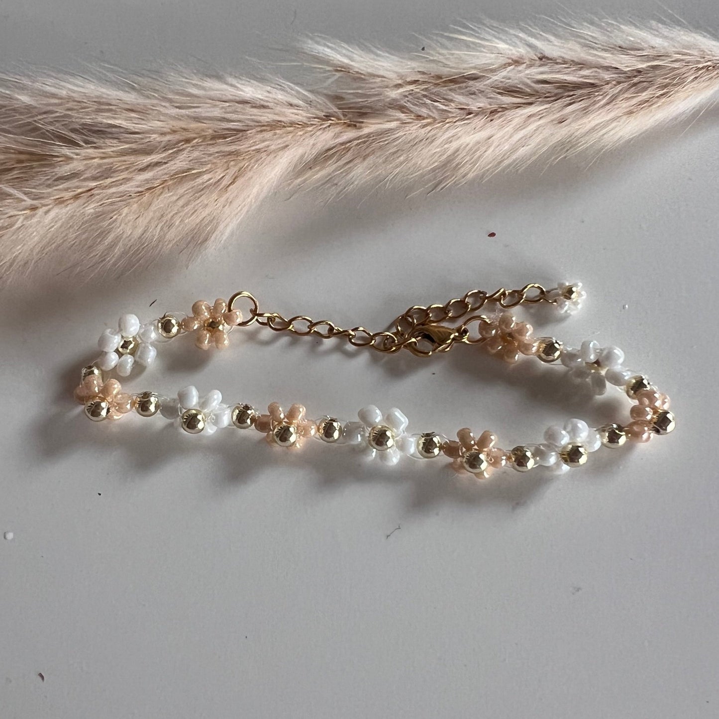 Armband - Ivory & Champagne - med knäppe