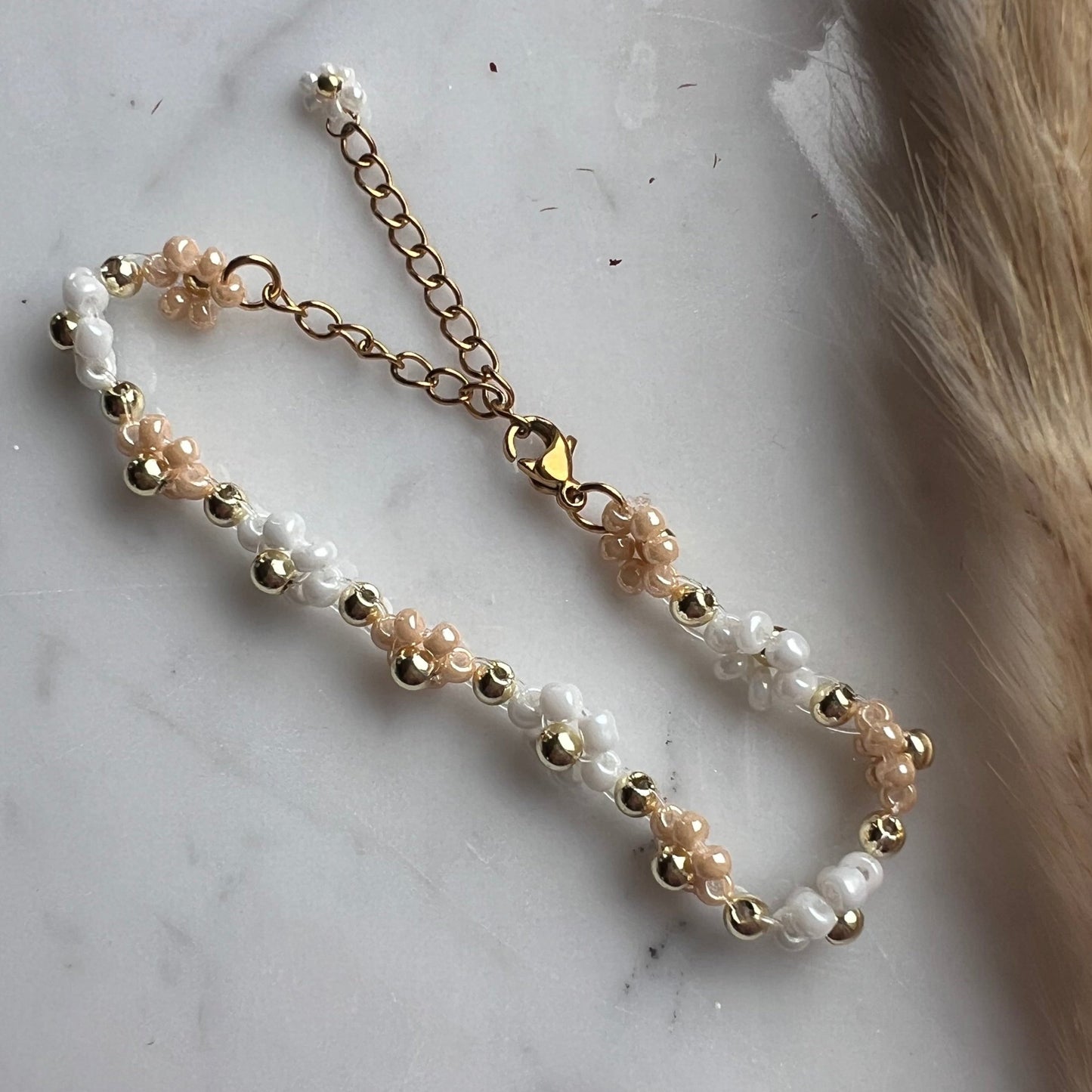 Armband - Ivory & Champagne - med knäppe