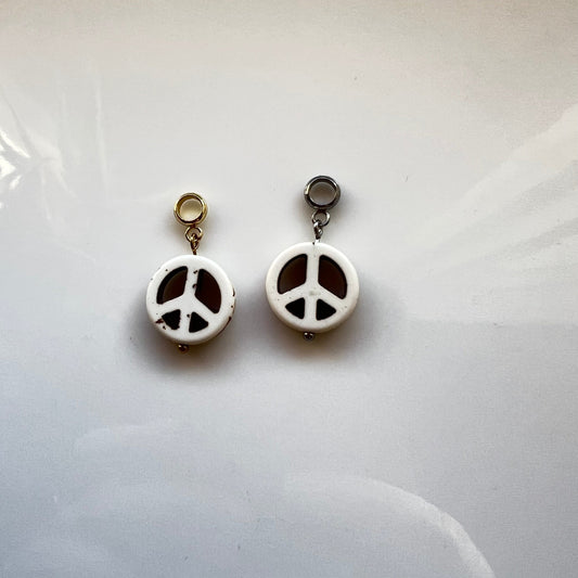 Soul Charm - Howlite Peace